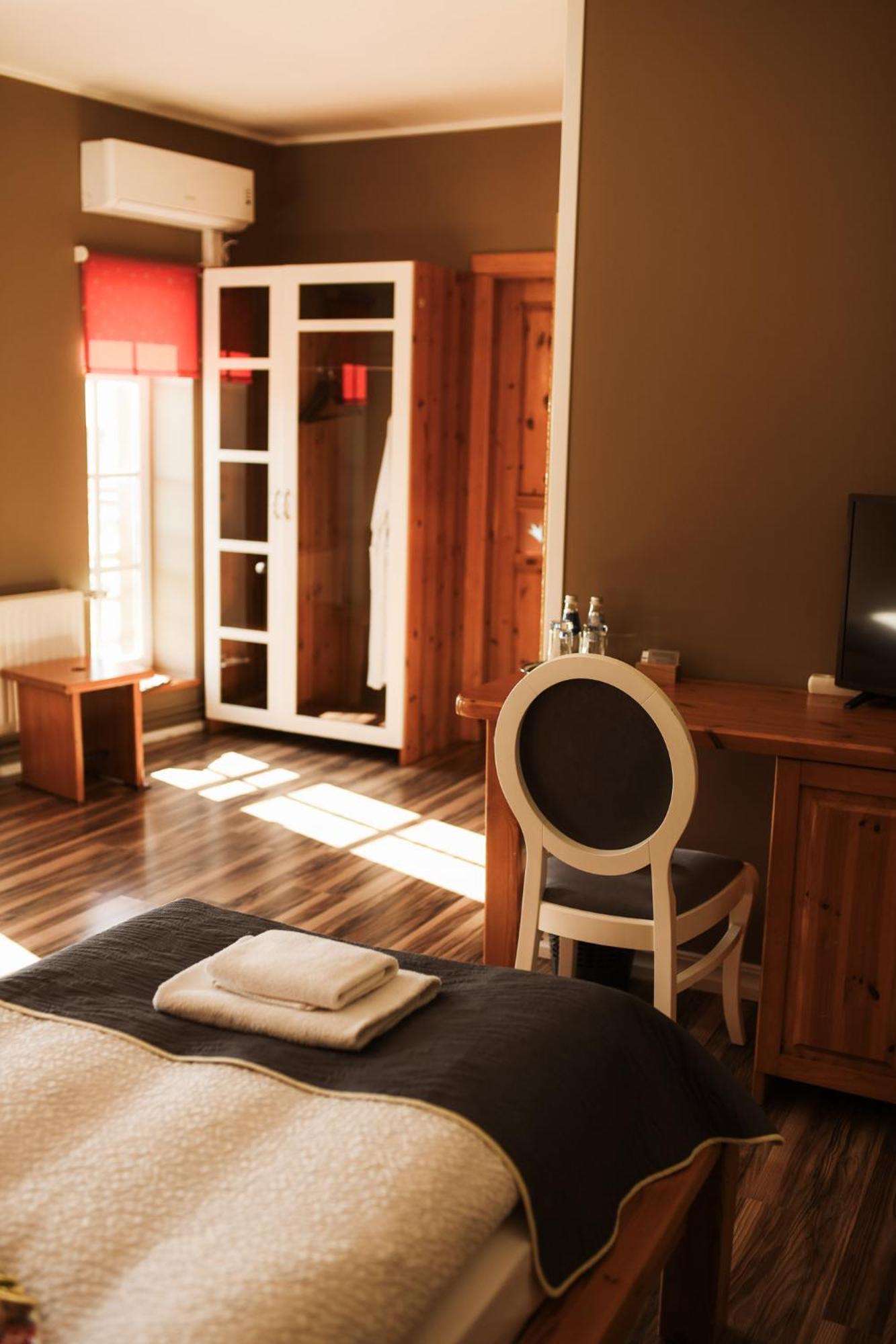 Jolanta Hotel Aluksne Ruang foto