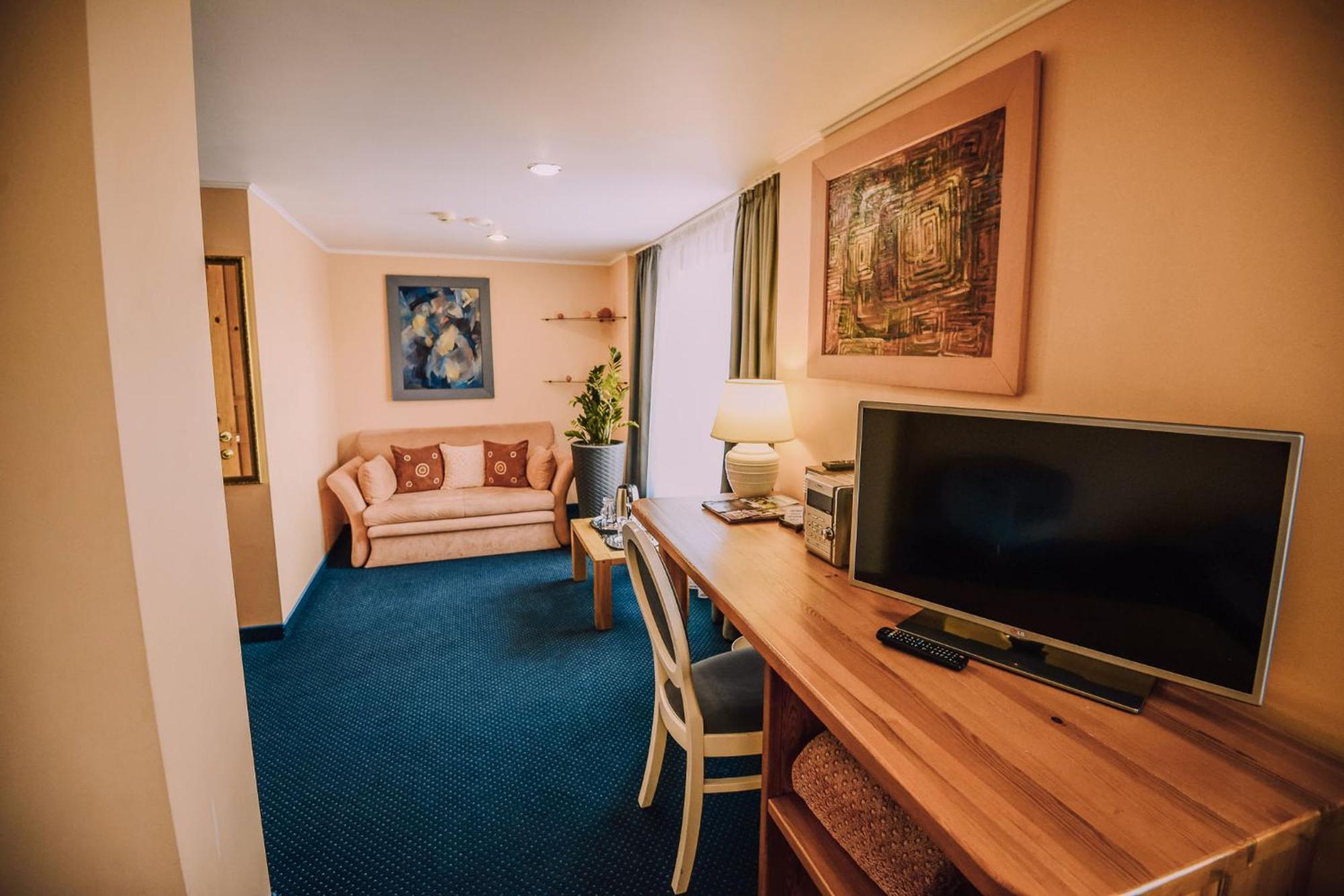 Jolanta Hotel Aluksne Ruang foto